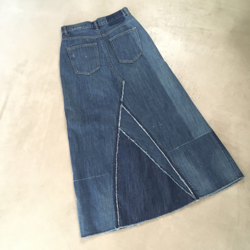 カッコ良いdenimスカート_e0357389_13245273.jpg