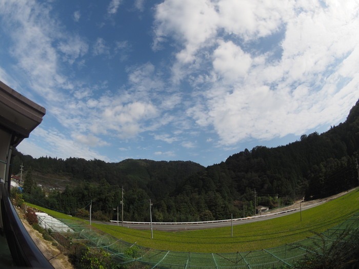晴れ時々曇り_c0116915_22371026.jpg