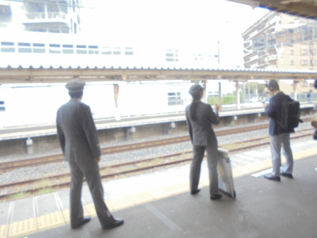 ＪＲ久喜駅での車椅子乗車支援_b0017215_1836398.gif