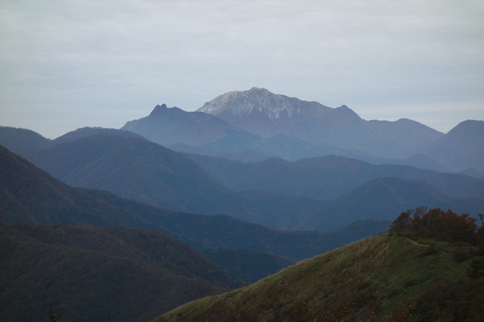 △　蒜山三座縦走登山　△_f0348933_22053350.jpg