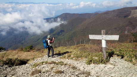 山仲間の100名山完登を祝う 美ヶ原_c0218841_12365120.jpg
