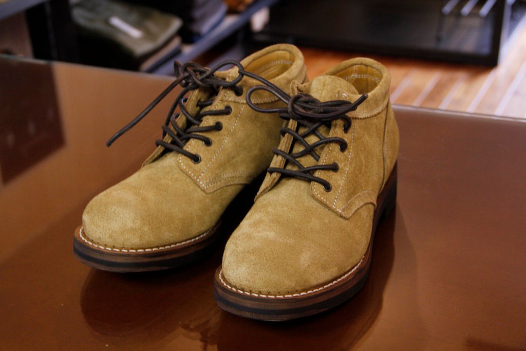 ROLLING DUB TRIO COUPEN SUEDE DARK BEIGE : FEEBLES