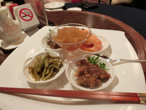 中華料理のディナーを食べました。_f0340068_22111709.jpg