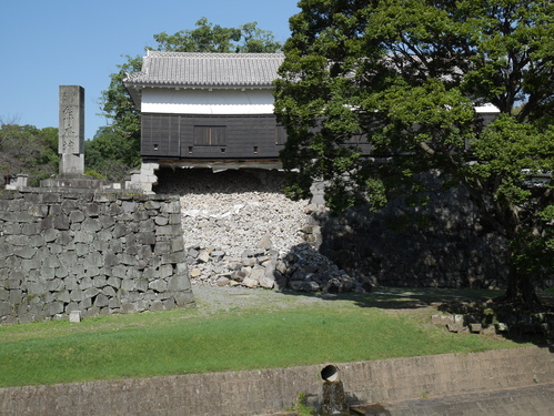 a0220528_22182190.jpg