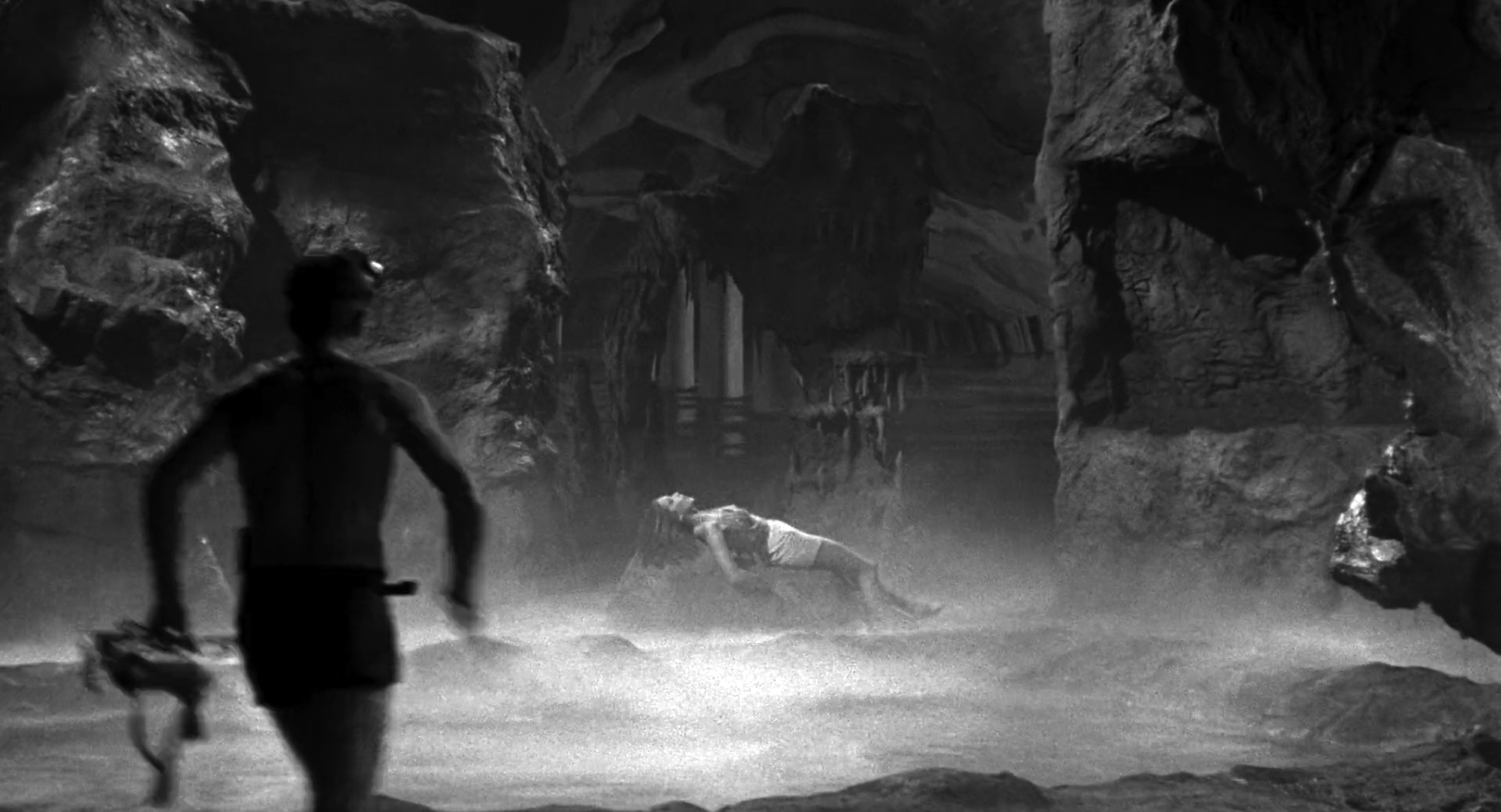 ジュリー・アダムス（Julie Adams）「大アマゾンの半魚人 」（1954）其の四_e0042361_11105290.jpg