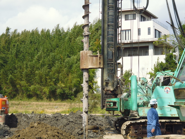 K社　社屋新築工事が始まりました～杭工事。_c0280729_9405010.jpg