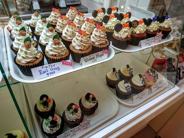 ロンドンカップケーキ（London Cupcakes）（金沢市西念）_b0322744_22365186.jpg