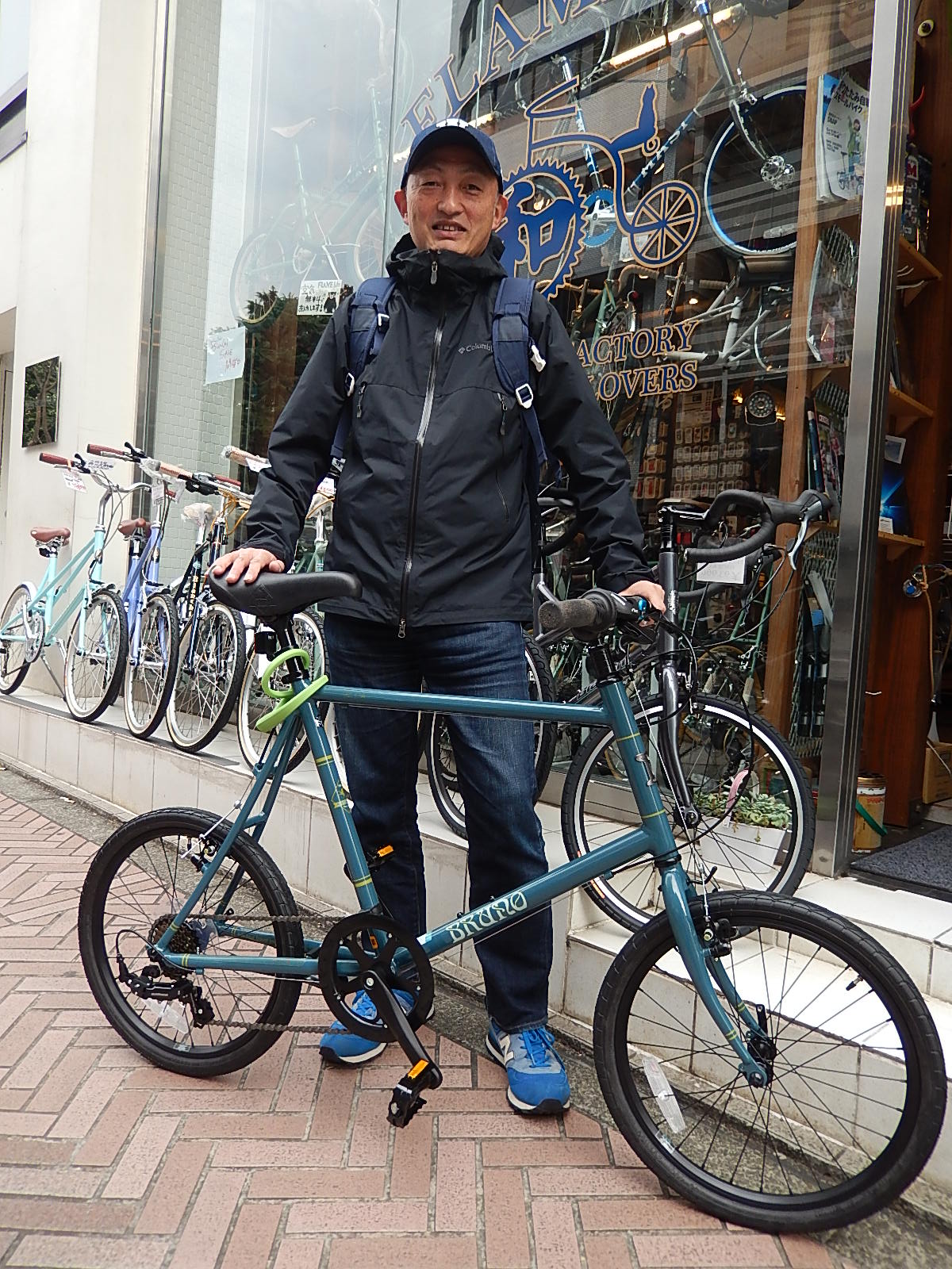 10月31日　渋谷　原宿　の自転車屋　FLAME bike前です_e0188759_15562585.jpg