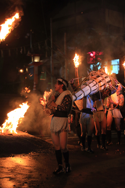 鞍馬の火祭_e0051888_3203137.jpg