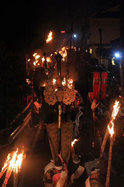 鞍馬の火祭_e0051888_3222278.jpg