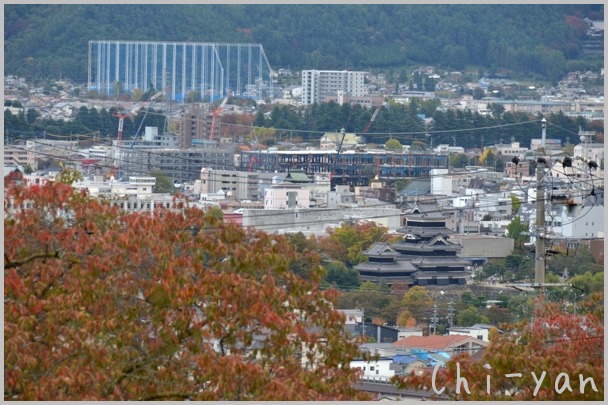 紅葉の山を撮りたくて安曇野・松本へ（２）_e0219011_18363783.jpg