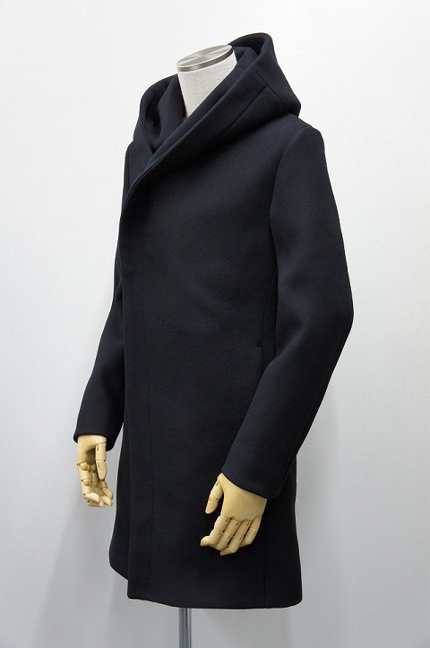 超絶人気コート！【junhashimoto】【ジュンハシモト】1011620014 WRAP HOODED COAT [BLACK]☆そして、4作品。_b0108653_19520099.jpg