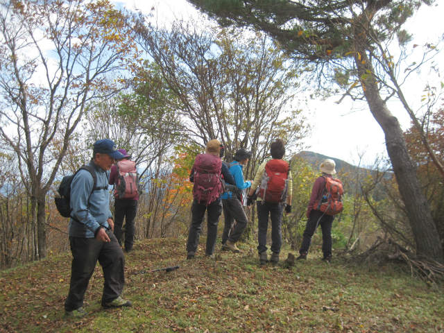 2016.10.30～31 風呂塔1402ｍ～火打山1425ｍキャンプ山行_c0219866_7275953.jpg