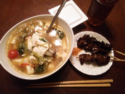 夜ごはんは「トムヤム味豆腐サラダスープ」♪ _c0212604_2155766.jpg