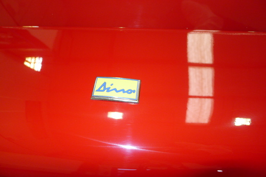 英国のDino208gt4_a0129711_19141869.jpg