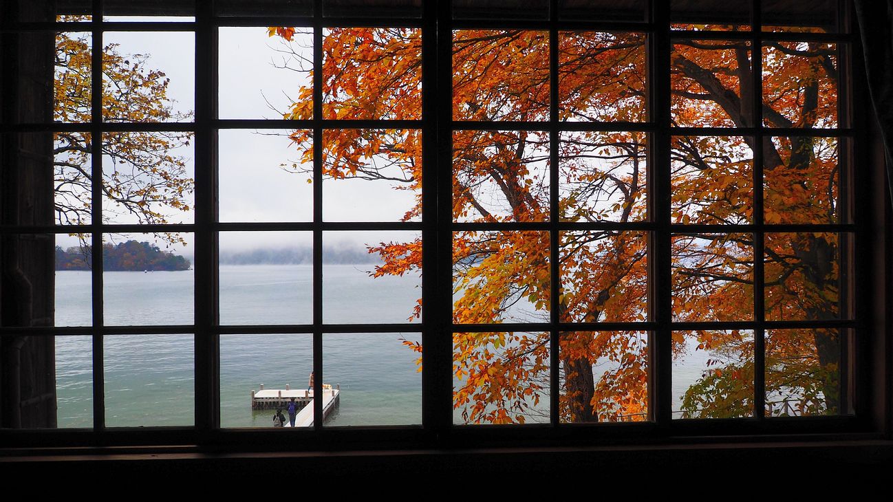 紅葉の中禅寺湖・・・イタリア大使館別荘の風情は好き！♪_a0031821_1839257.jpg