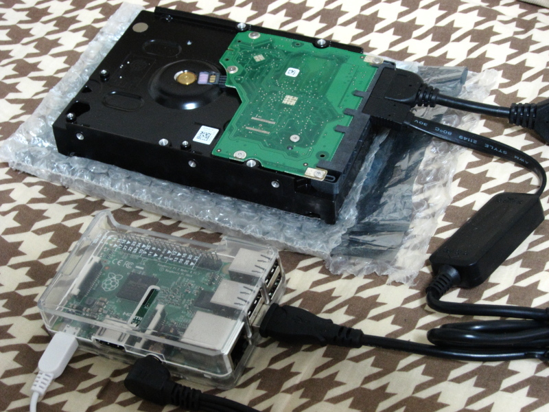 Raspberry Piのsdカードが壊れたー のでhddにルートパーティション だらりぃ