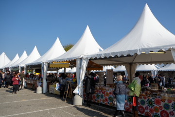 ピエモンテ、モンカルヴォのトリュフ祭り！_c0339296_0592599.jpg