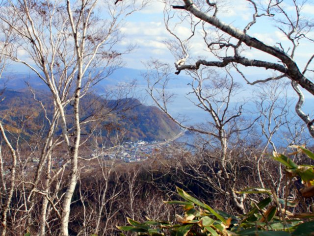 2016年11 月2日(火) 幌扶斯山(ホロプスヤマ? 標高412.5m)&岩屋観音_a0345007_2115016.jpg