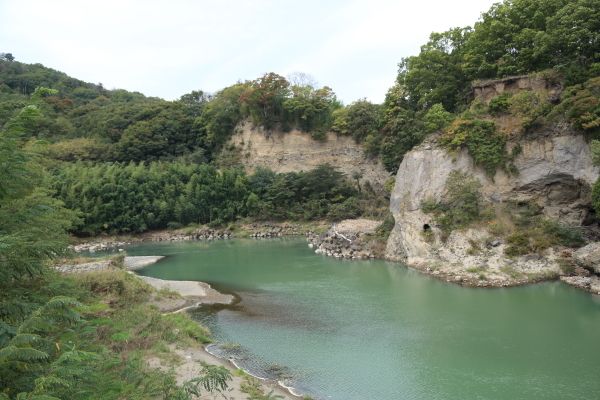 f0229832_08583377.jpg