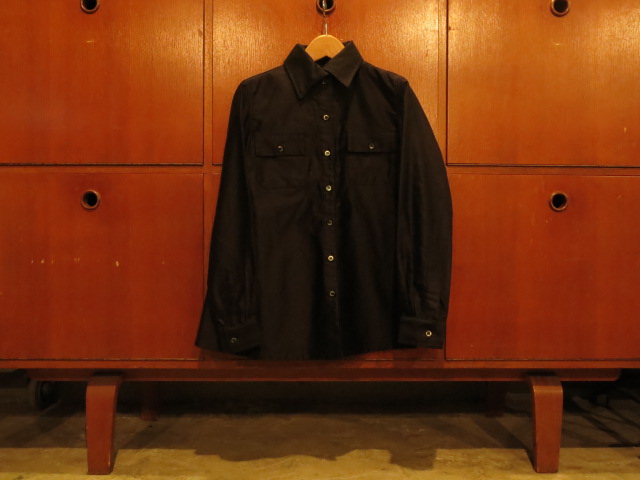 \"SOURCE-TAP × TheThreeRobbers #EarlyCentury BUTCHER SHIRT WOMAN\"ってこんなこと。_c0140560_12285837.jpg