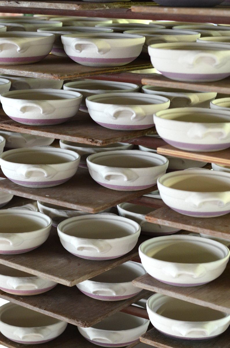 「山本忠正展 伊賀の土鍋と白い器」 土鍋の生れる里_d0087761_1748079.jpg