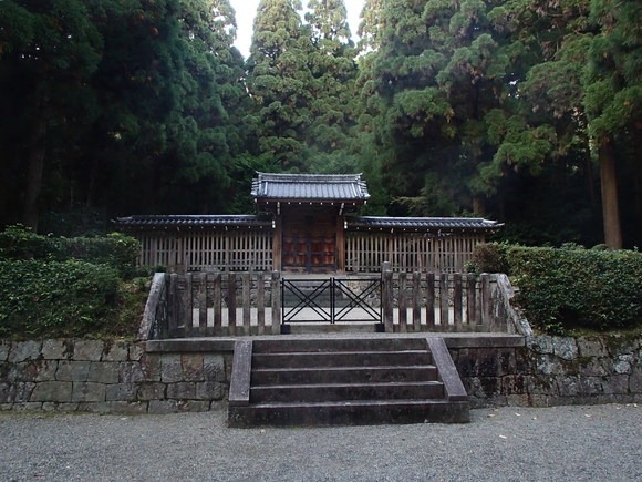 平岡八幡宮から長刀坂・奥嵯峨へ_b0044663_1856448.jpg