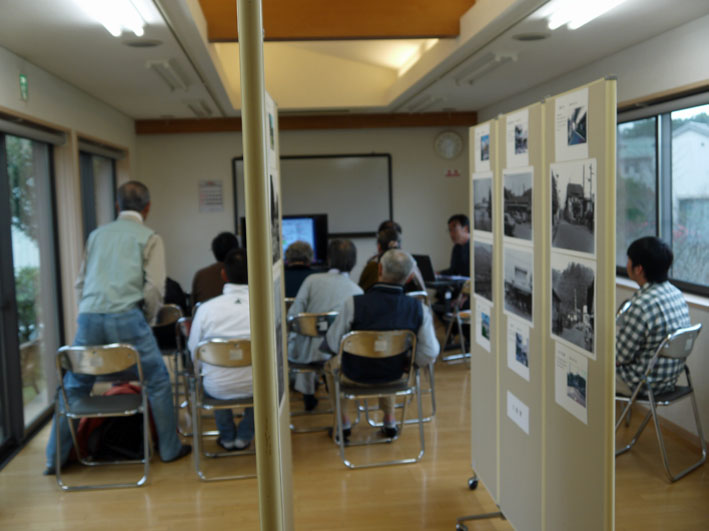 高野台自治会館で「写真展　六国見山の今昔Ⅱ」開催10・30_c0014967_339314.jpg