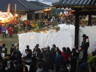 戸島神社秋季例大祭_e0046477_2224885.jpg