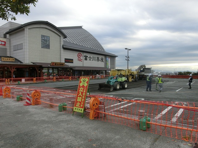富士市の新たな立ち寄り拠点とランドマーク　富士川ＳＡの大観覧車_f0141310_832018.jpg