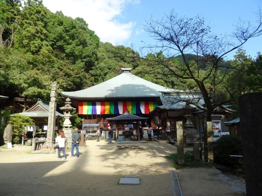 別格10番西山興隆寺から11番正善寺/生木地蔵_f0213825_1054544.jpg