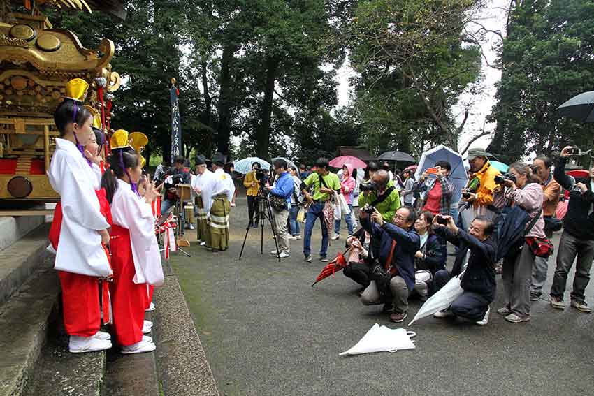 2016年川田八幡神社の秋祭り-09♪神代御宝踊♪_d0058941_21234237.jpg