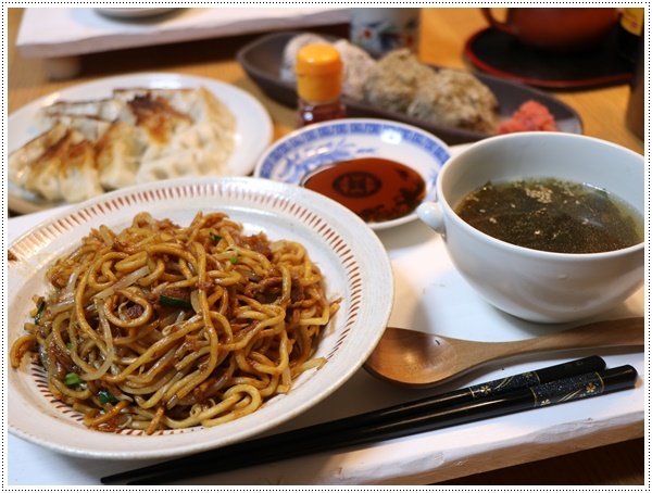 手抜きの週末ご飯と、夕飯後の対照的な♪♪さくら♪♪と大祐( ＊´艸｀)ｸｽｸｽ_b0175688_21145188.jpg