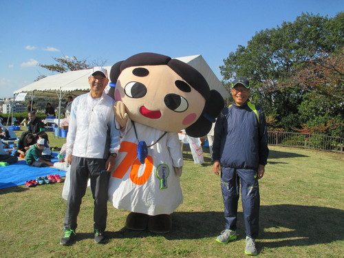 秋晴れの中・・・_f0079749_2044321.jpg