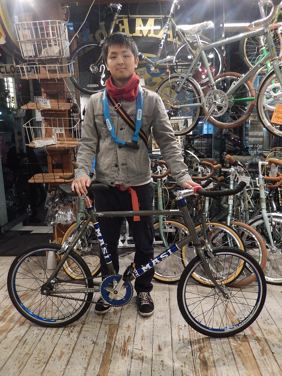 11月5日　渋谷　原宿　の自転車屋　FLAME bike前です_e0188759_18484122.jpg