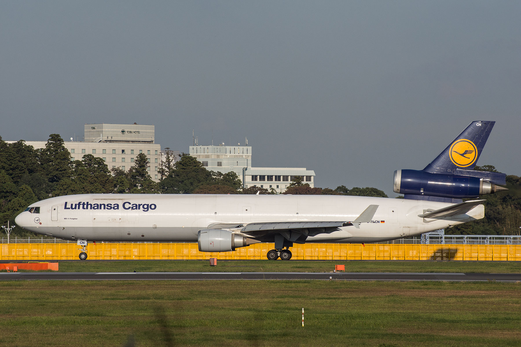 McDonnell Douglas MD-11F / D-ALCN_d0226909_1352883.jpg