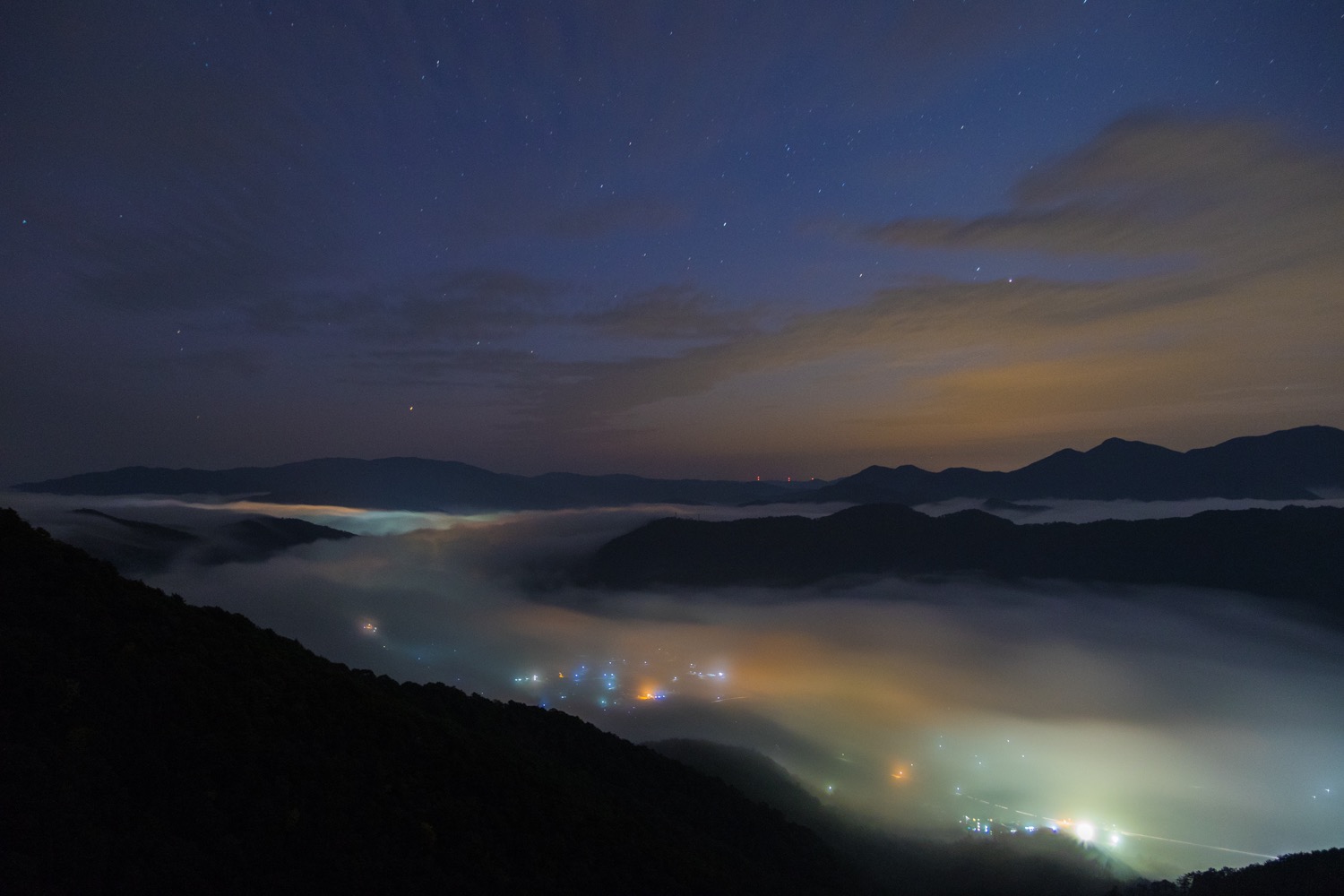 安佐北区「荒谷山の雲海」_b0222467_19252125.jpg