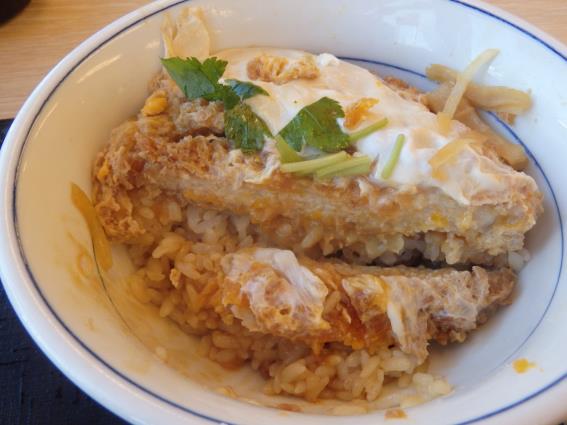 かつやのカツ丼 大阪住之江粉浜店_c0118393_1682591.jpg
