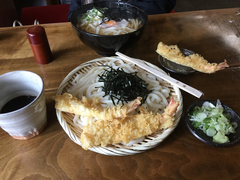 ご近所のうどん屋さんへ・・_e0181908_2022070.jpg