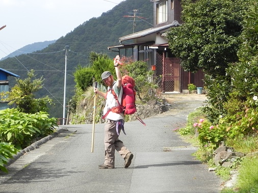 45人の歩き遍路さん_f0213825_12513648.jpg