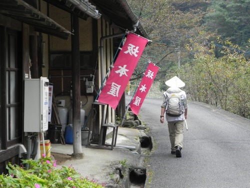 45人の歩き遍路さん_f0213825_953721.jpg