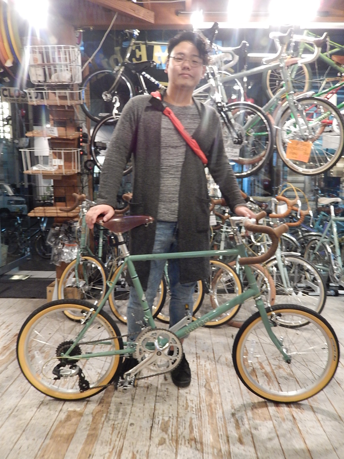 11月7日 渋谷 原宿 の自転車屋 FLAME bike前です_e0188759_19422834.jpg