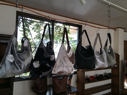 個展スタート_b0117564_2259130.jpg