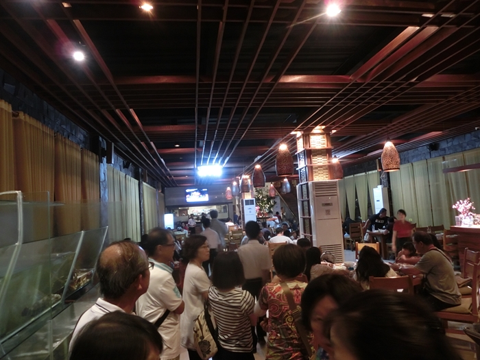 移転したLAOTA(老大)で夕食_a0199979_16125038.jpg