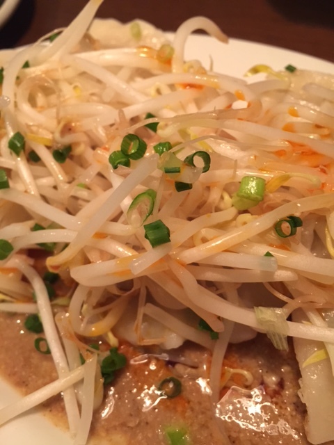 餃子でふける六本木の夜_d0339681_17134443.jpg