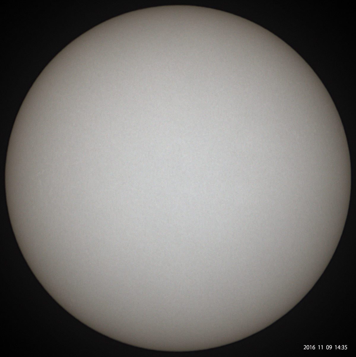 11月9日の太陽_e0174091_21231527.jpg