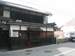 e0360512_14250544.jpg