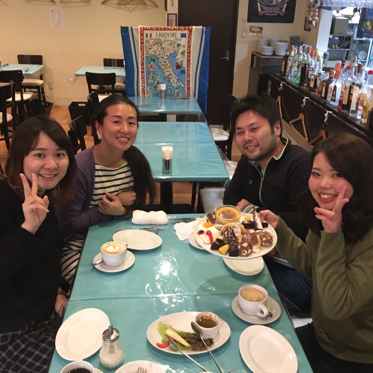 スタッフ食事会♪_e0339146_14400650.jpg