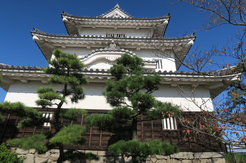 丸亀市猪熊玄一郎美術館(香川県丸亀市)_c0366777_01483201.jpg