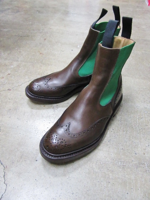 ようやくのTricker\'s (別注)が入荷です(^^♪ まずは、先行2型より!!_d0152280_934305.jpg